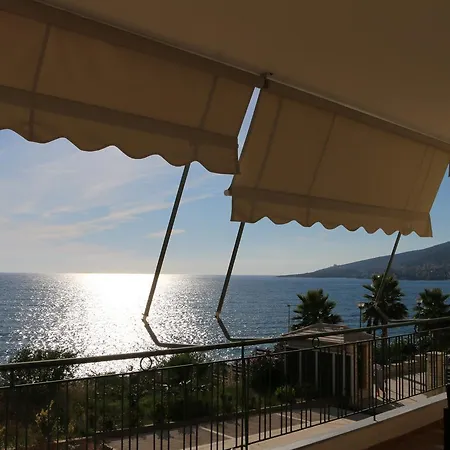 Plumeria Sea View Апартаменты Саранда